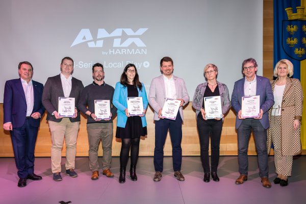 Die für den Preis nominierten Unternehmen in der Sparte Industrie Die für den Preis nominierten Unternehmen in der Sparte Industrie