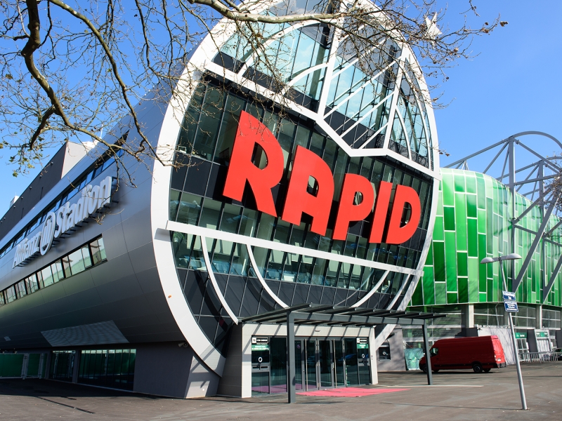 Außenansicht aufs Allianz Stadion von Rapid Wien